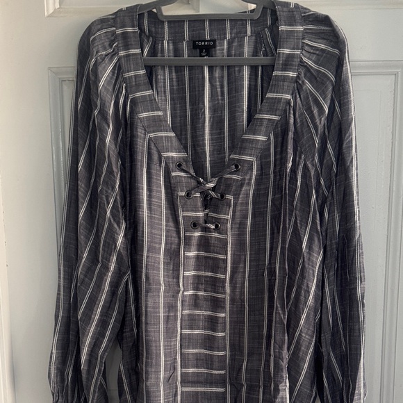 torrid Tops - Torrid Charcoal Striped Lace-Up Top 2X